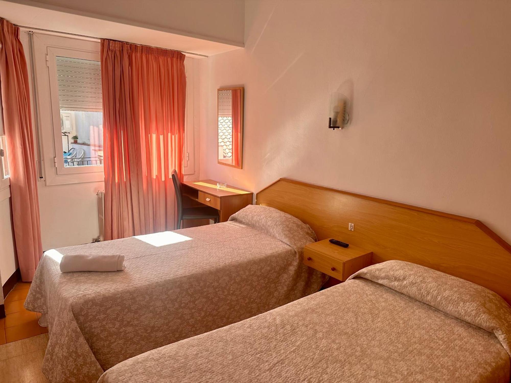 Can Setmanes By Cozycatalonia Blanes Exterior foto